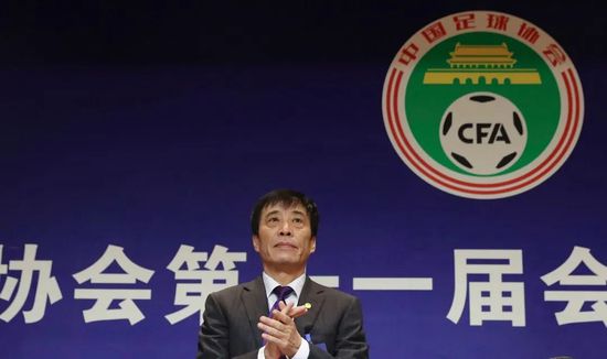 亚洲偷自拍另类图片二区