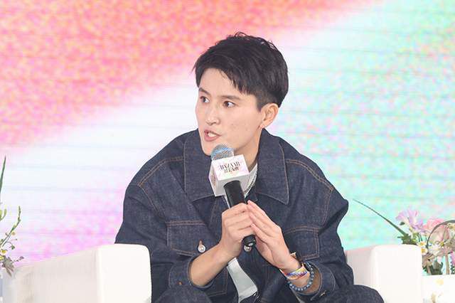 中文字幕亚洲综合久久五月天色无吗''